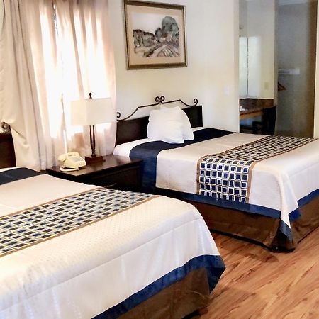 Casa Verde Inn Монтерей Екстер'єр фото
